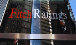 Fitch, ABD Ekonomisi İçin Büyüme Tahminlerini Aşağı Yönlü Revize Etti