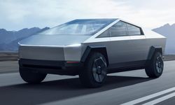 Tesla Cybertruck İkinci Elde Çakıldı