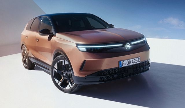 Opel’den Türkiye’ye Plug-in Hibrit Grandland Sürprizi