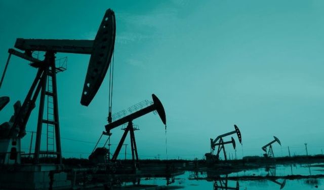 Petrol haftalık düşüşe hazırlanıyor