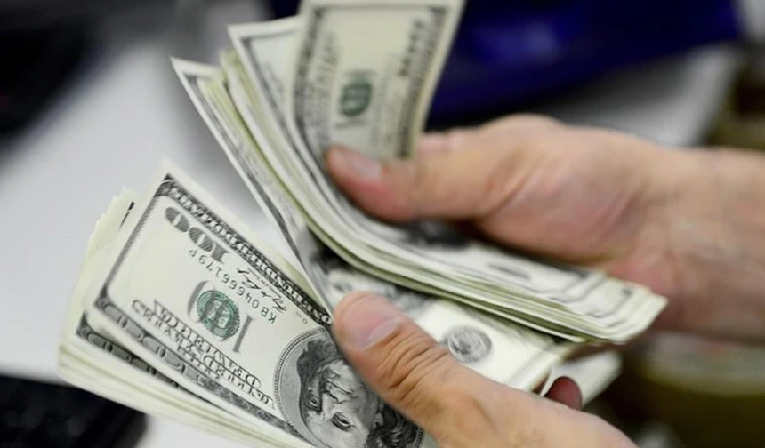 Dolar ve Euro Güne Yükselişle Başladı